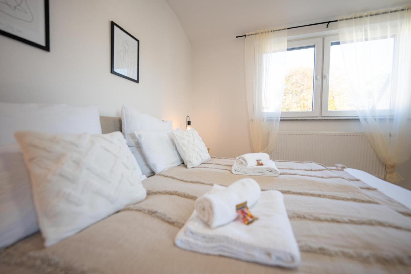 -Stadthaus Ida- Mit Grosser Dachterasse, Am Schlosspark, Luftkurort Kisslegg, Boxspringbetten, Kaffeevollautomat, Smarttv, Familienfreundlich, Grosszuegig, Zentral Eksteriør bilde