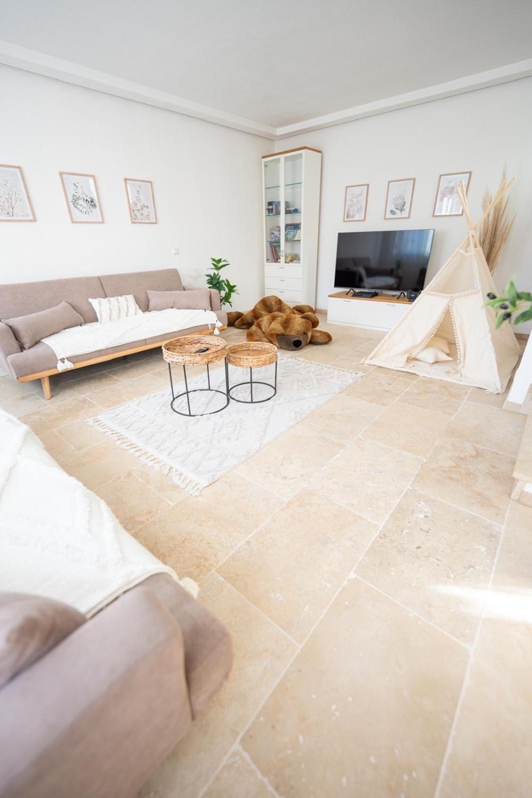 -Stadthaus Ida- Mit Grosser Dachterasse, Am Schlosspark, Luftkurort Kisslegg, Boxspringbetten, Kaffeevollautomat, Smarttv, Familienfreundlich, Grosszuegig, Zentral Eksteriør bilde