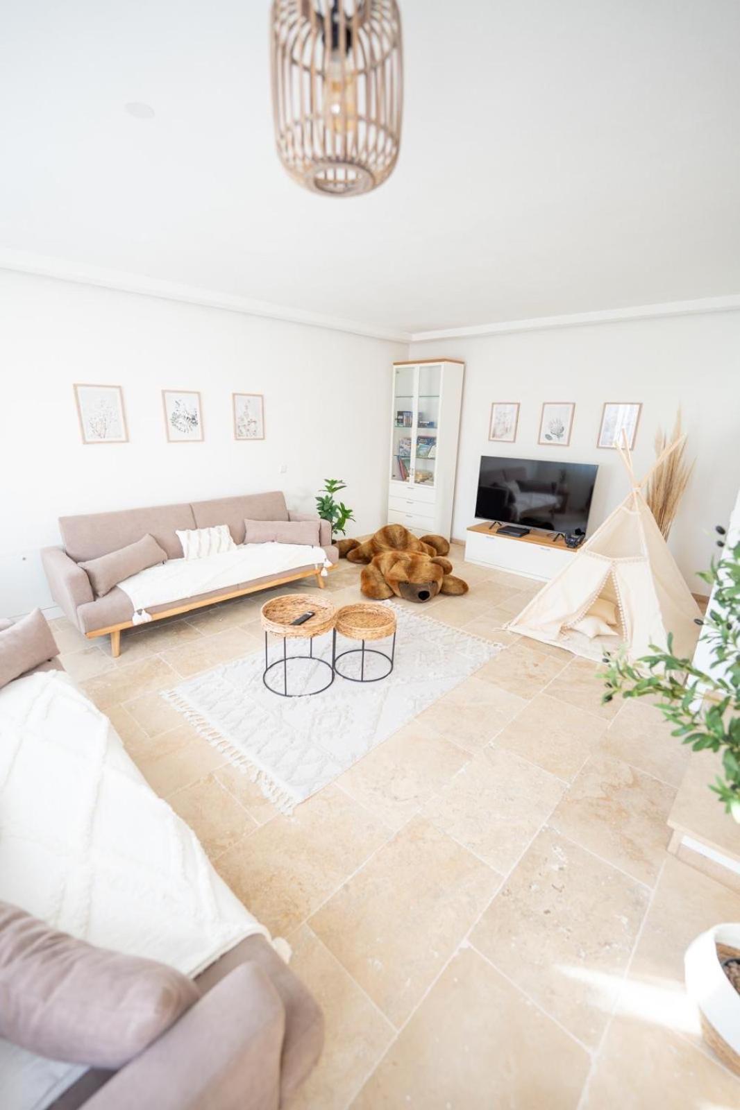 -Stadthaus Ida- Mit Grosser Dachterasse, Am Schlosspark, Luftkurort Kisslegg, Boxspringbetten, Kaffeevollautomat, Smarttv, Familienfreundlich, Grosszuegig, Zentral Eksteriør bilde